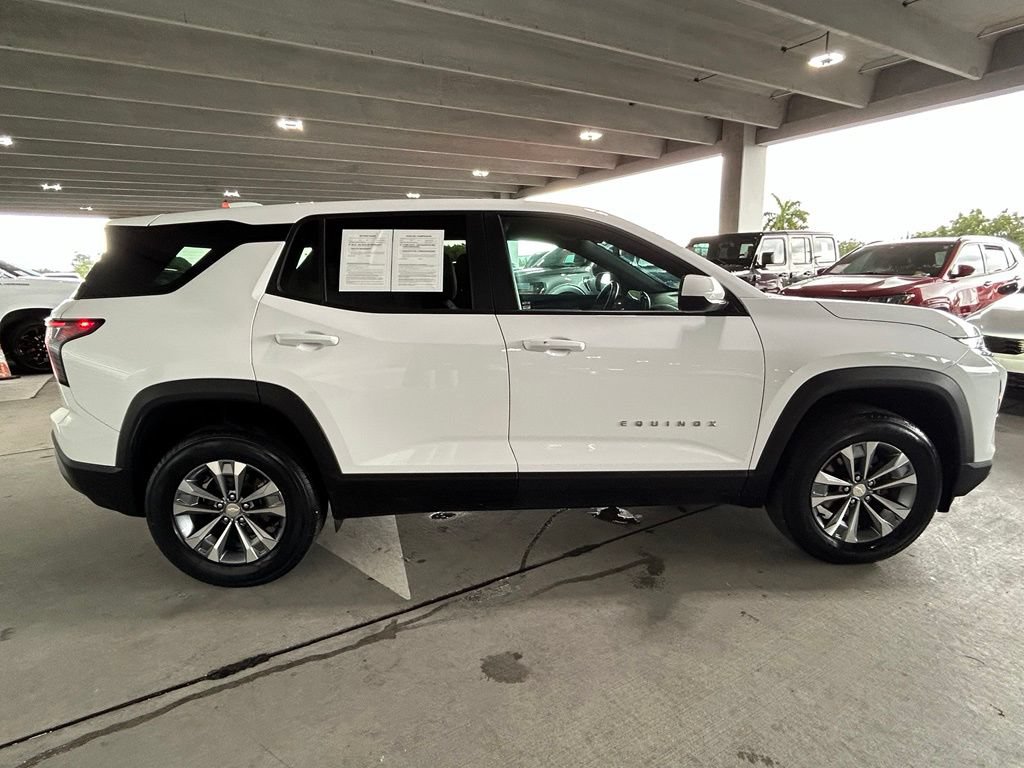Used 2025 Chevrolet Equinox LT FWD image 6