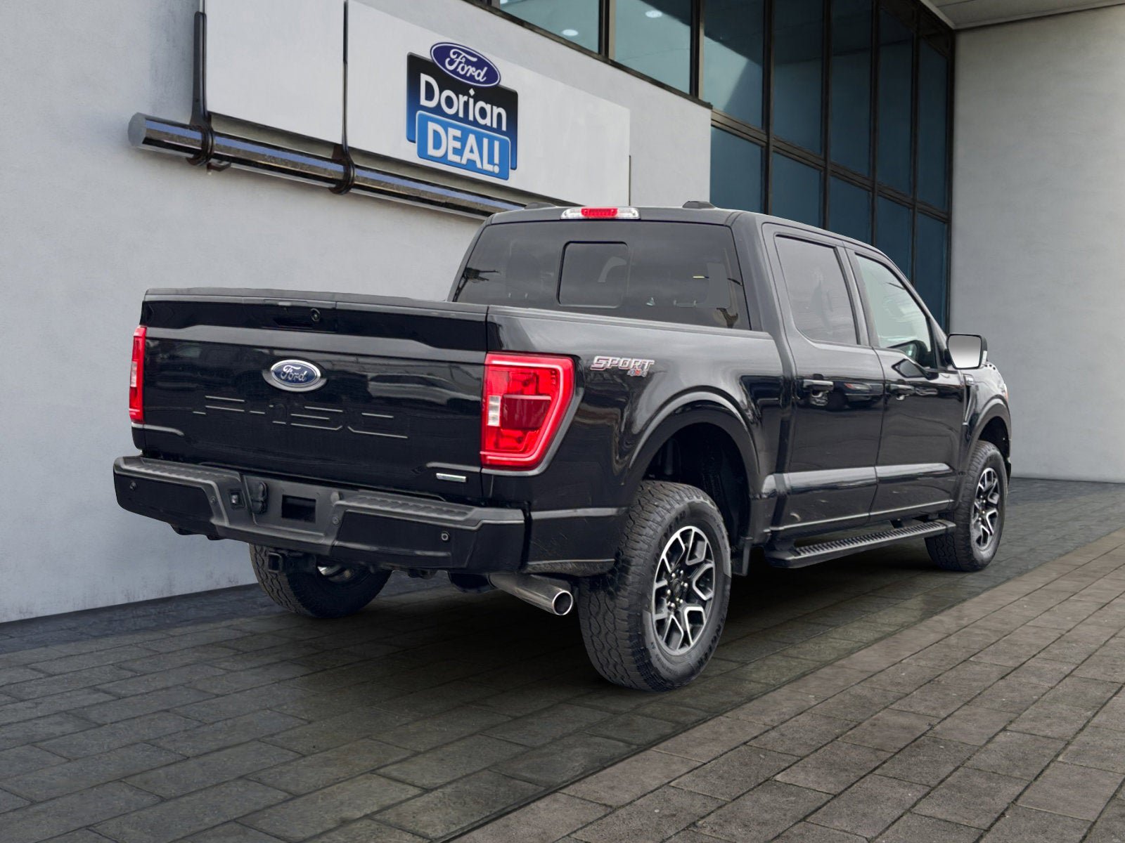 Certified 2023 Ford F150 XLT w/ Equipment Group 302A High image 3