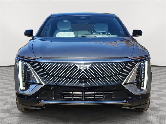Certified 2024 Cadillac Lyriq Luxury image 2