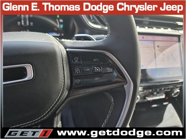 Certified 2023 Jeep Grand Cherokee Overland AWD/4WD image 18