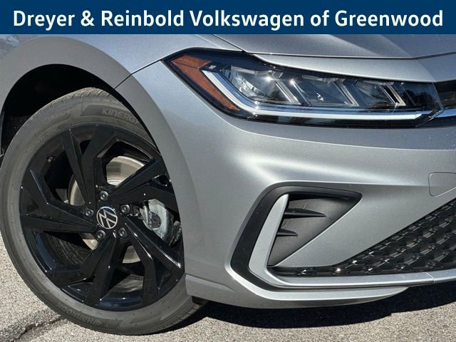 New 2026 Volkswagen Jetta SE image 10