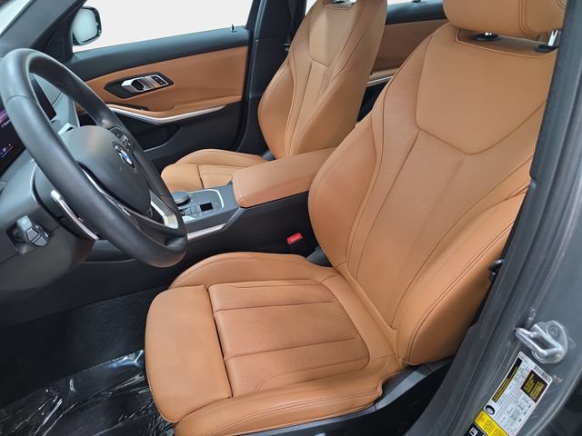 Used 2023 BMW 330i xDrive Sedan w/ Premium Package AWD/4WD image 11