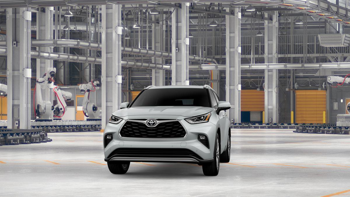 New 2026 Toyota Highlander Platinum image 18