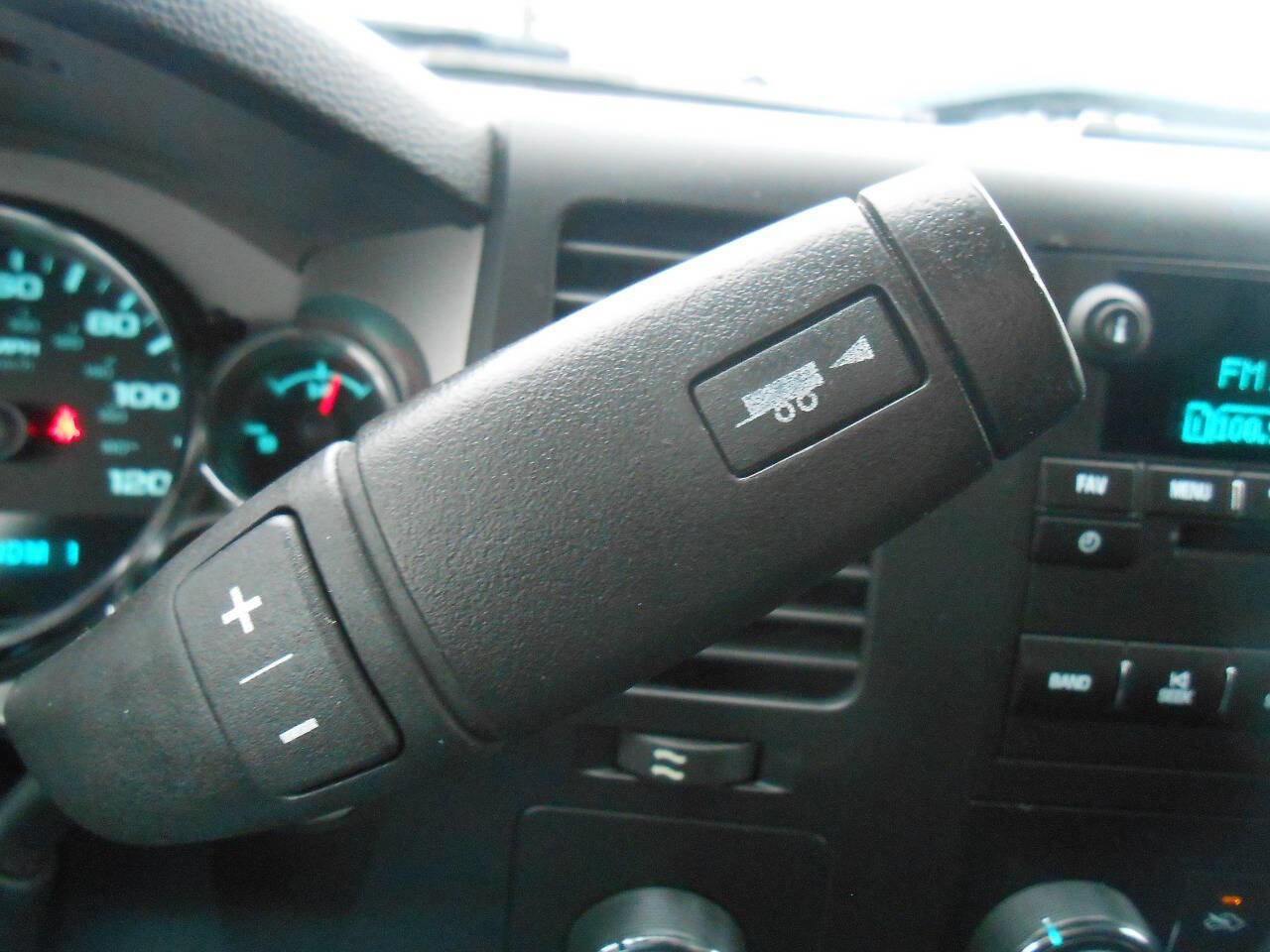 Used 2011 Chevrolet Silverado 3500 LT AWD/4WD image 15