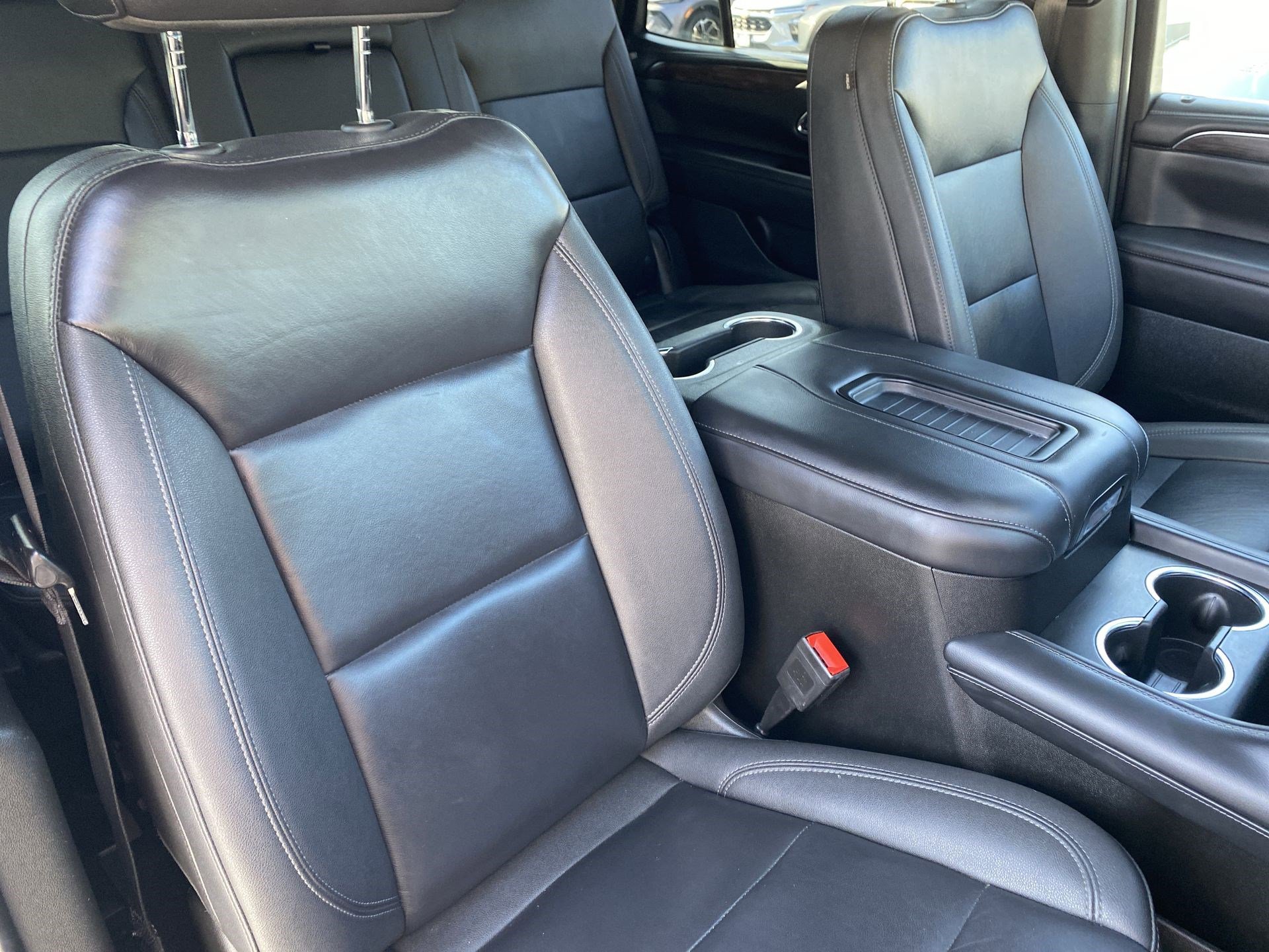 Used 2024 Chevrolet Tahoe LT image 31