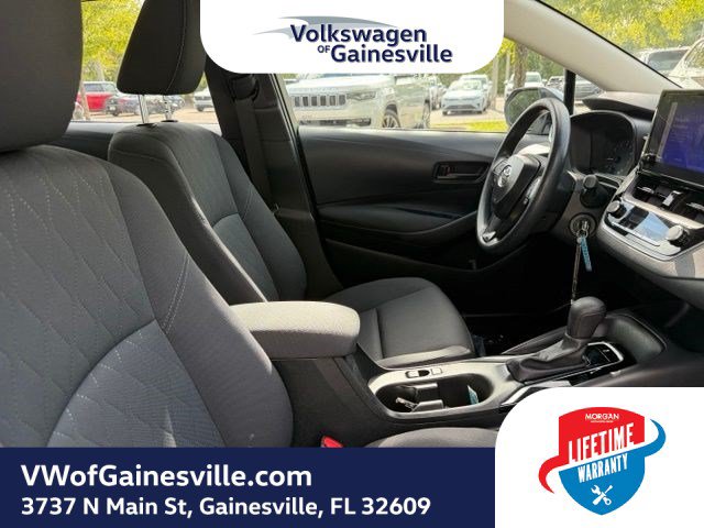 Used 2024 Toyota Corolla LE FWD image 9