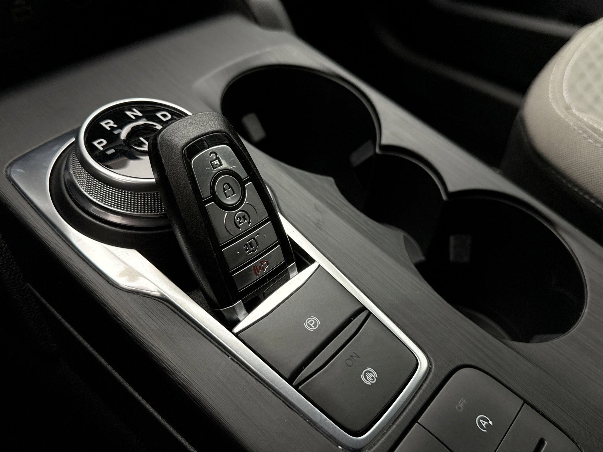 Used 2022 Ford Escape SE w/ Convenience Package image 22