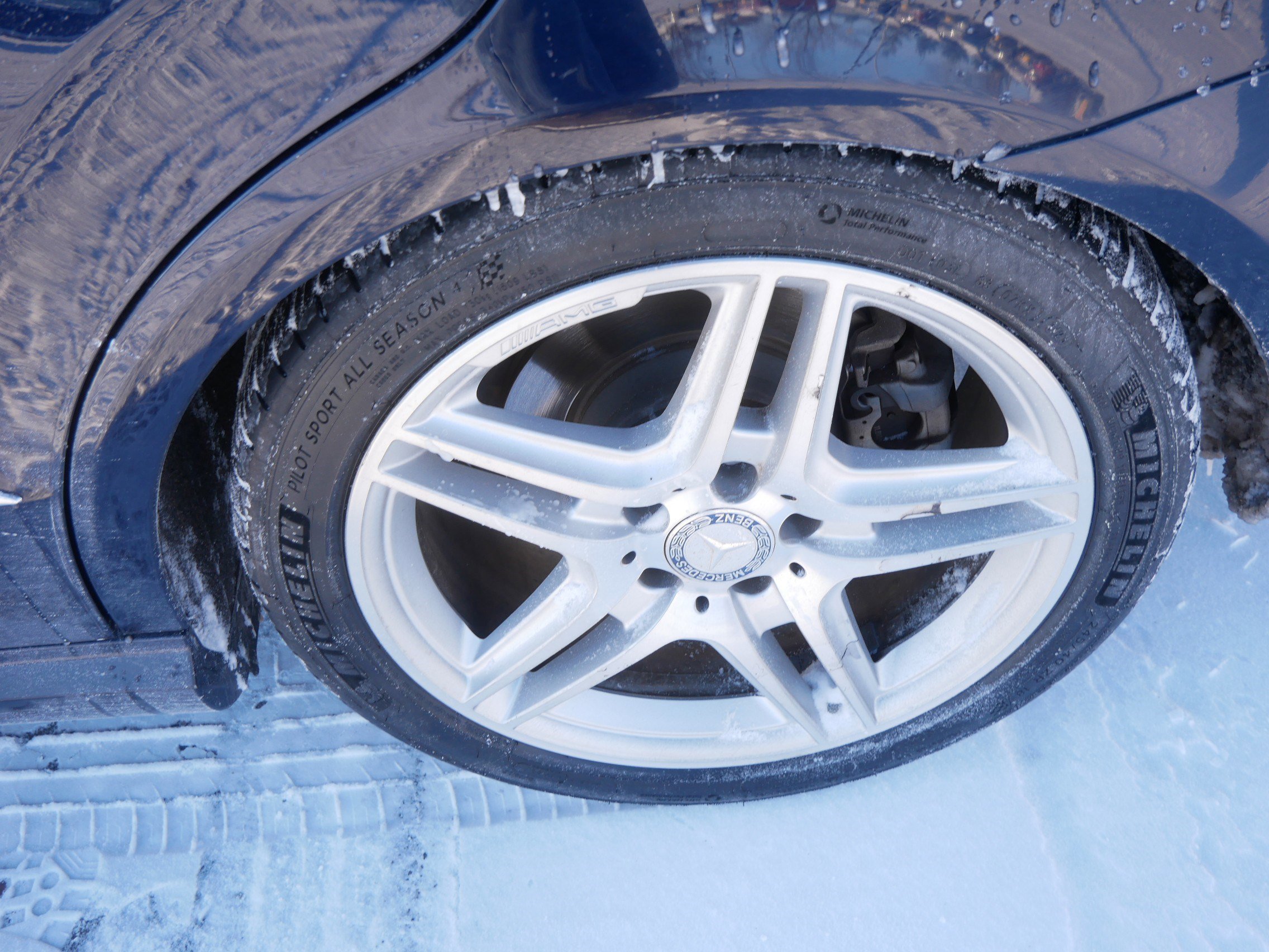 Used 2013 Mercedes-Benz E 350 4MATIC Sedan image 16