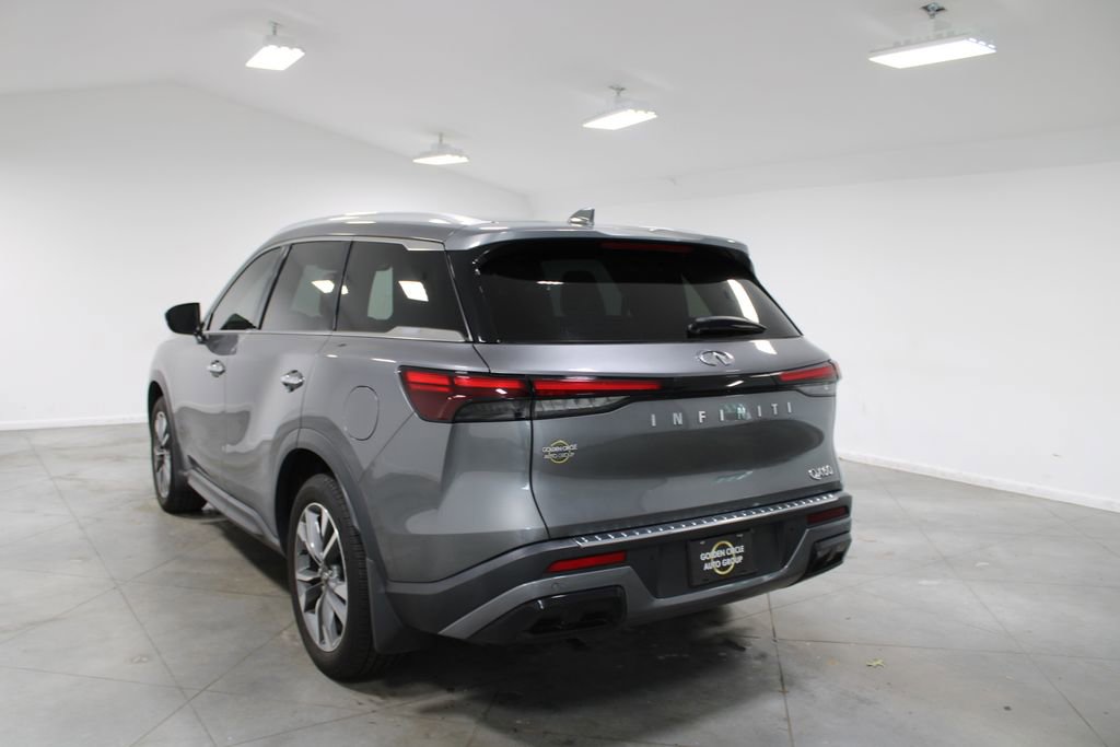 Used 2023 INFINITI QX60 Luxe w/ Vision Package FWD image 7