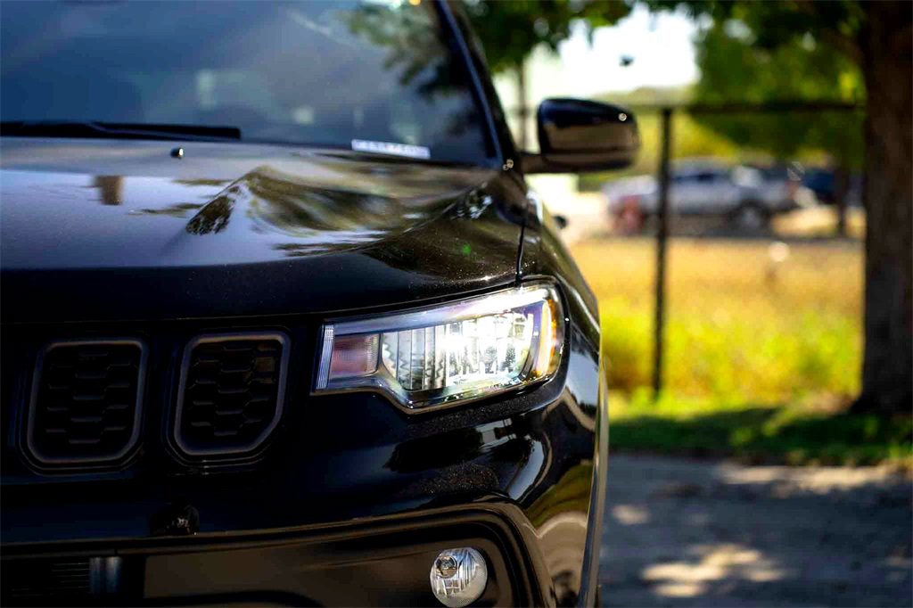 New 2026 Jeep Compass Latitude image 8