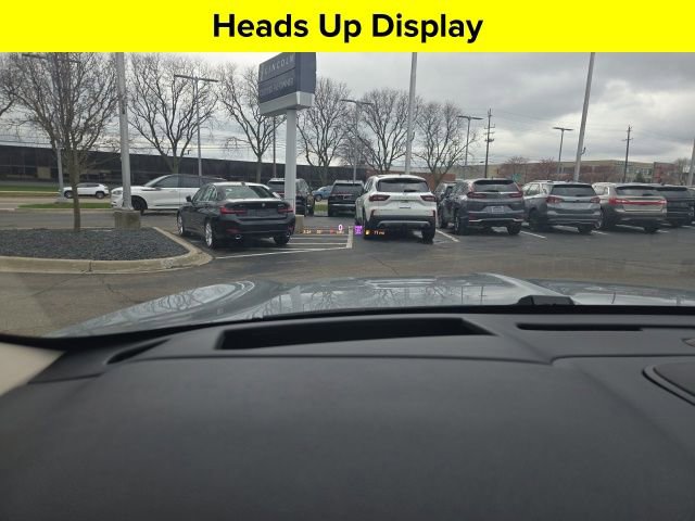 Used 2023 Lincoln Aviator Reserve w/ Equipment Group 201A image 12