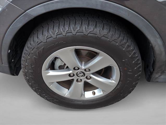 Used 2015 Toyota RAV4 XLE FWD image 30
