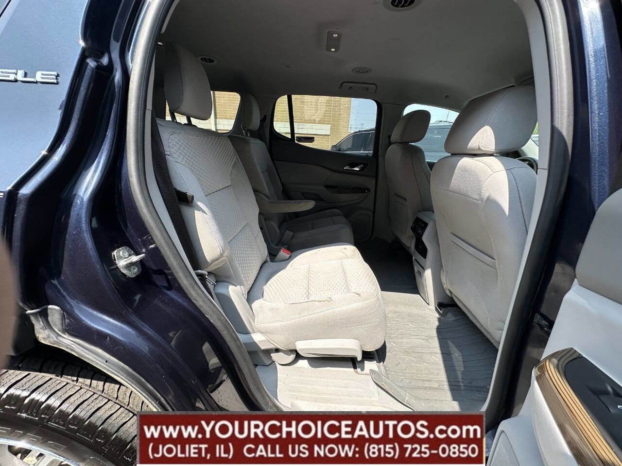 Used 2017 GMC Acadia SLE image 24