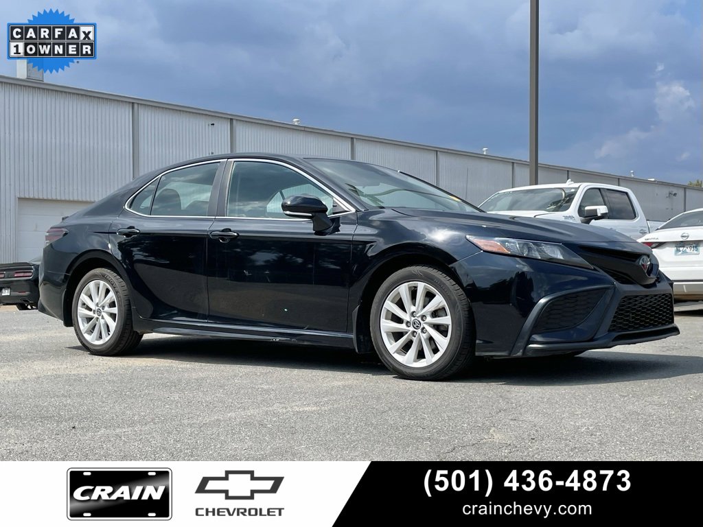 Used 2022 Toyota Camry SE