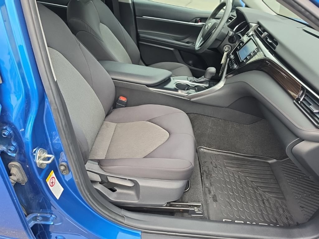 Used 2019 Toyota Camry LE FWD image 28