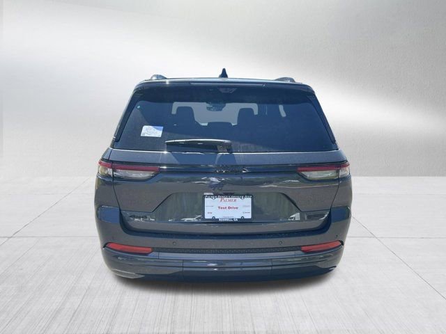 New 2026 Jeep Grand Cherokee Summit AWD/4WD image 6