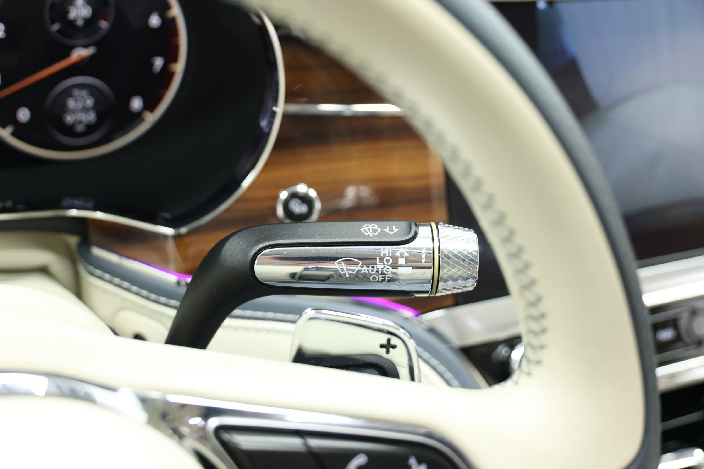 Used 2020 Bentley Flying Spur W12 w/ First Edition Specification AWD/4WD image 29