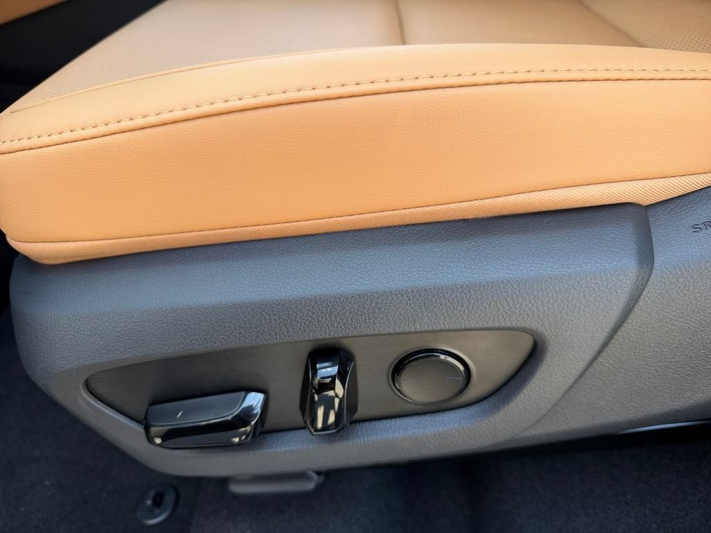 New 2026 Lexus NX 350h AWD w/ Premium Package image 13