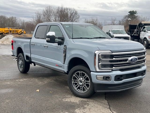 Used 2025 Ford F350 Platinum w/ Platinum Plus Package image 3