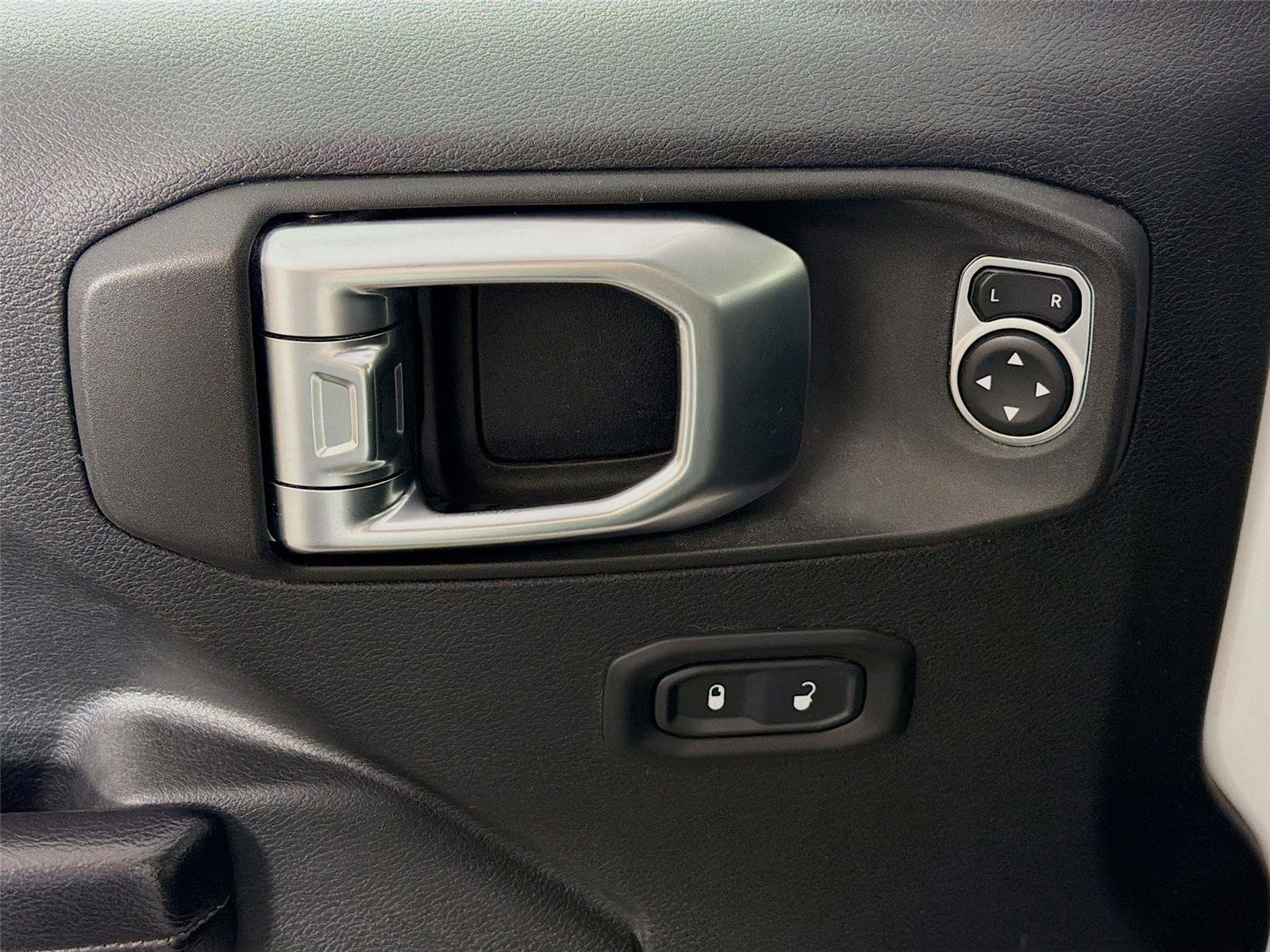 Used 2020 Jeep Gladiator Sport w/ Quick Order Package 24S image 18