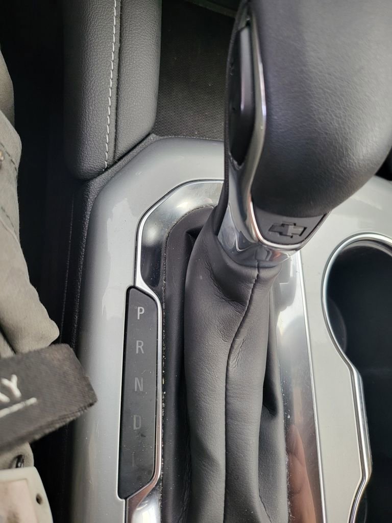 Used 2025 Chevrolet Blazer LT image 9