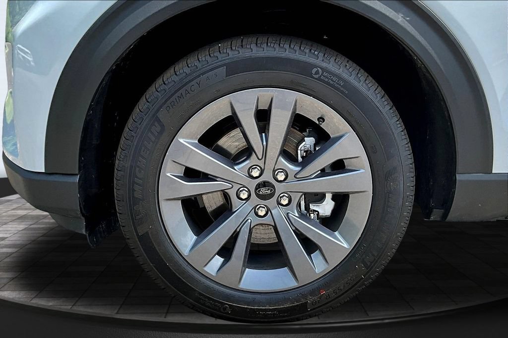 New 2026 Ford Explorer Active w/ Active Comfort Package AWD/4WD image 12