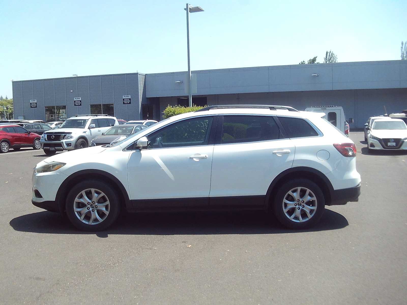 Used 2014 MAZDA CX-9 Touring AWD/4WD image 2