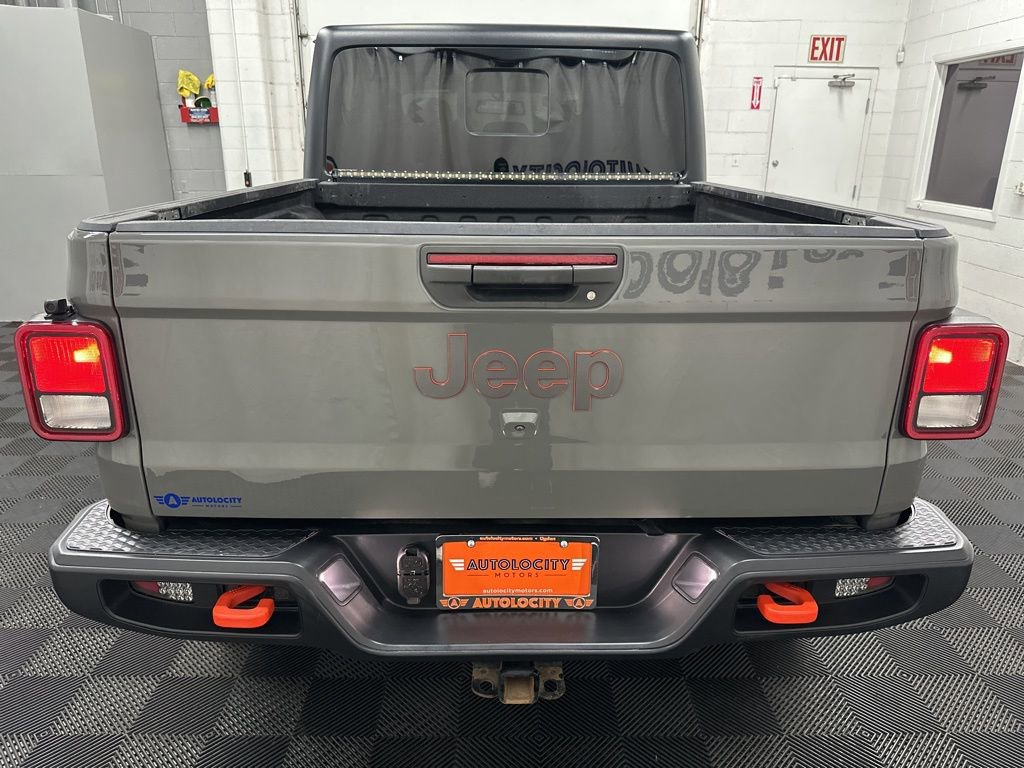 Used 2022 Jeep Gladiator Mojave w/ Cold Weather Group image 9