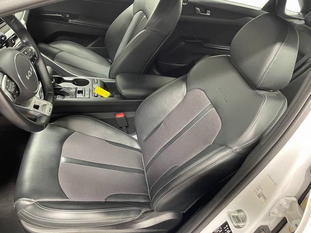 Used 2024 Kia K5 GT-Line w/ GT-Line Premium Package FWD image 12