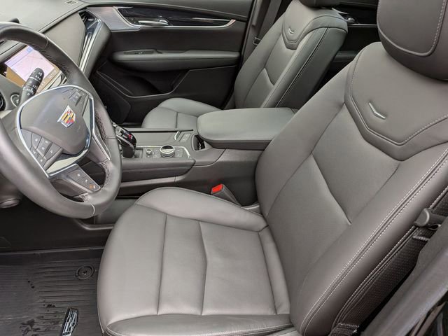 Certified 2024 Cadillac XT5 Premium Luxury w/ LPO, Floor Liner Package image 21