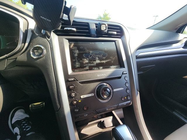 Used 2016 Ford Fusion Titanium FWD image 27