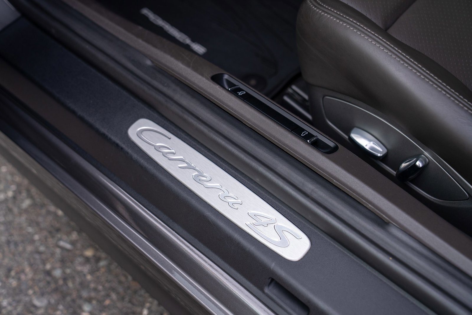 Used 2019 Porsche 911 Carrera 4S w/ Sport Chrono Package image 12