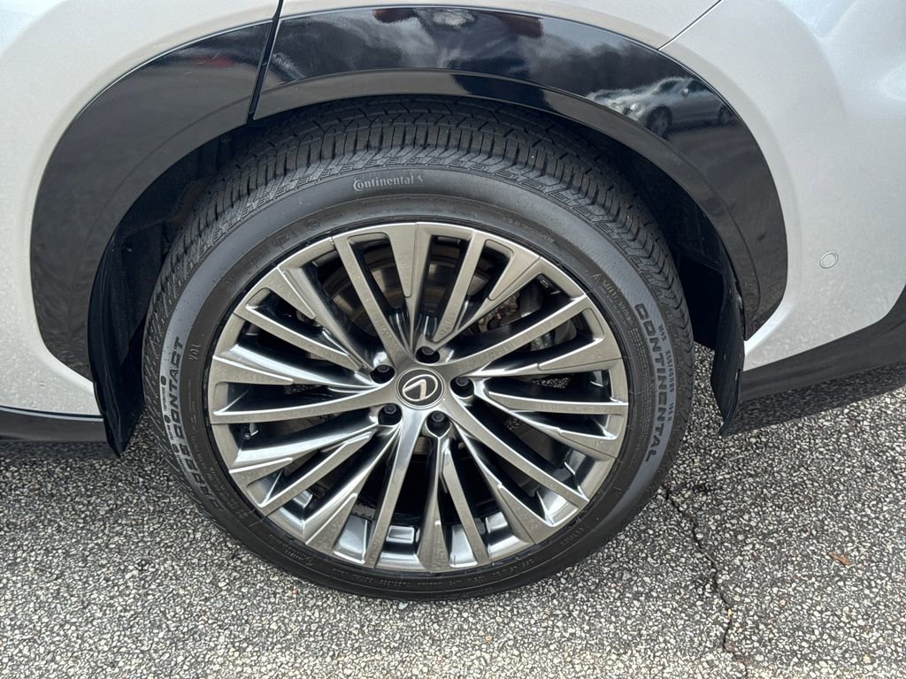 Used 2023 Lexus RZ 450e Premium w/ Accessory Package (2T) image 19