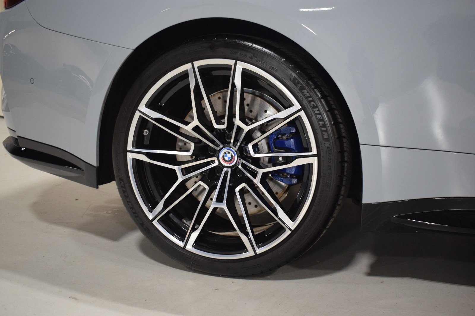 Used 2023 BMW M4 Coupe w/ M Driver's Package image 15