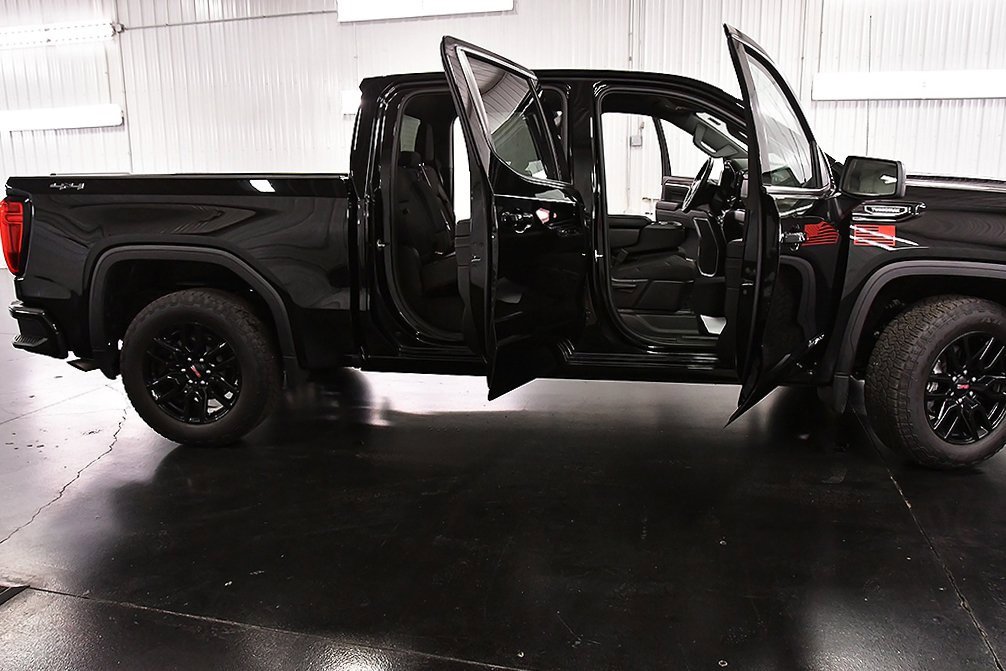 Used 2025 GMC Sierra 1500 Elevation image 30