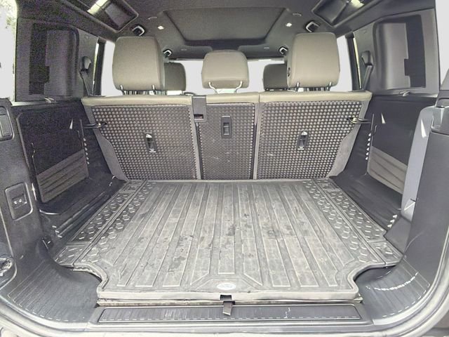 Used 2021 Land Rover Defender 110 S image 12