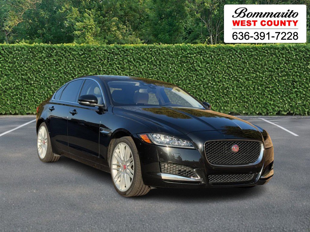Used 2018 Jaguar XF Prestige image 1