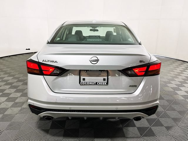 Used 2024 Nissan Altima 2.5 SL AWD/4WD image 4