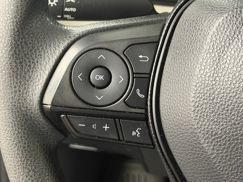 Used 2024 Toyota Corolla LE w/ LE Convenience Package image 22