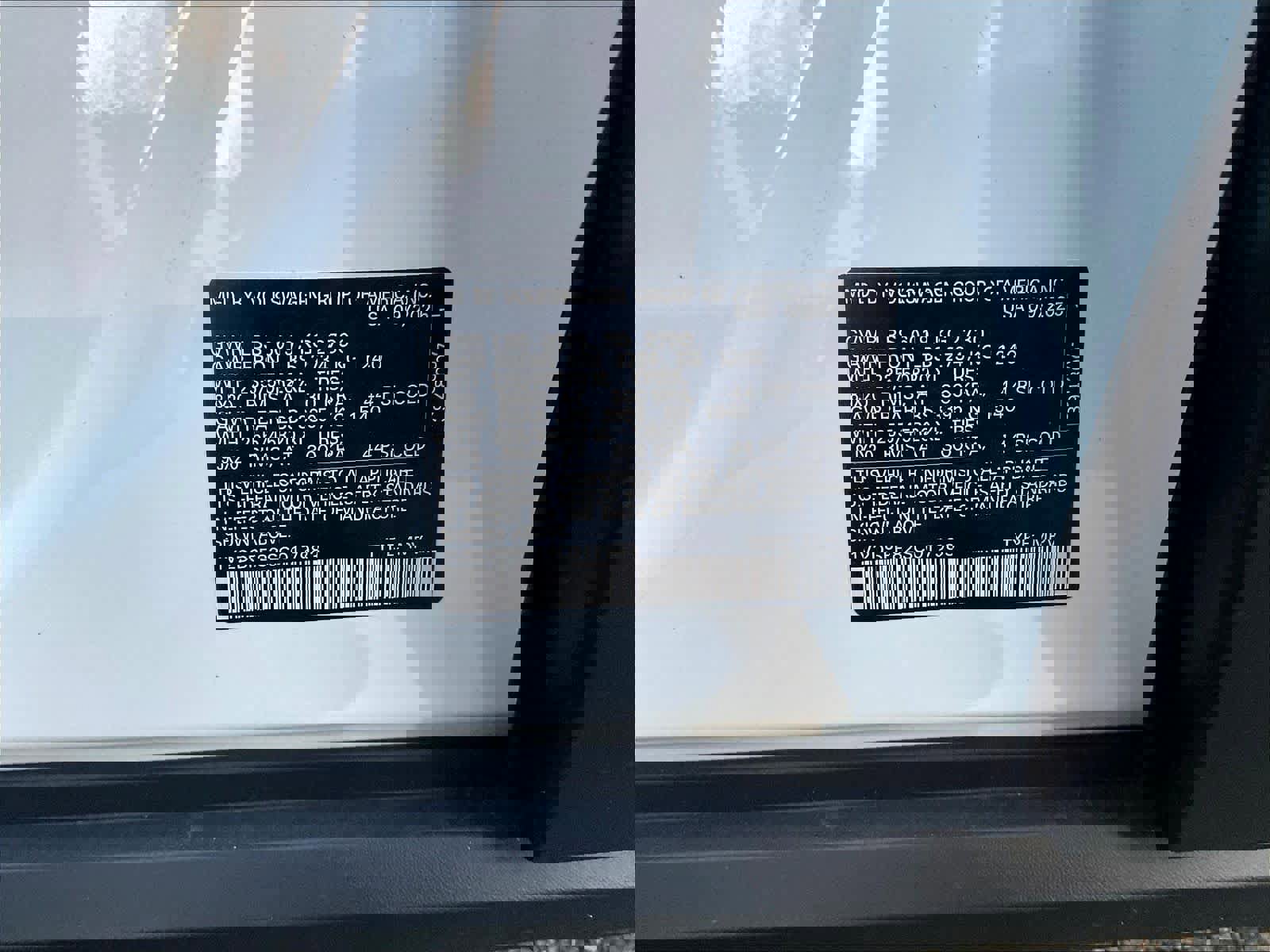 New 2025 Volkswagen ID.4 Pro image 17