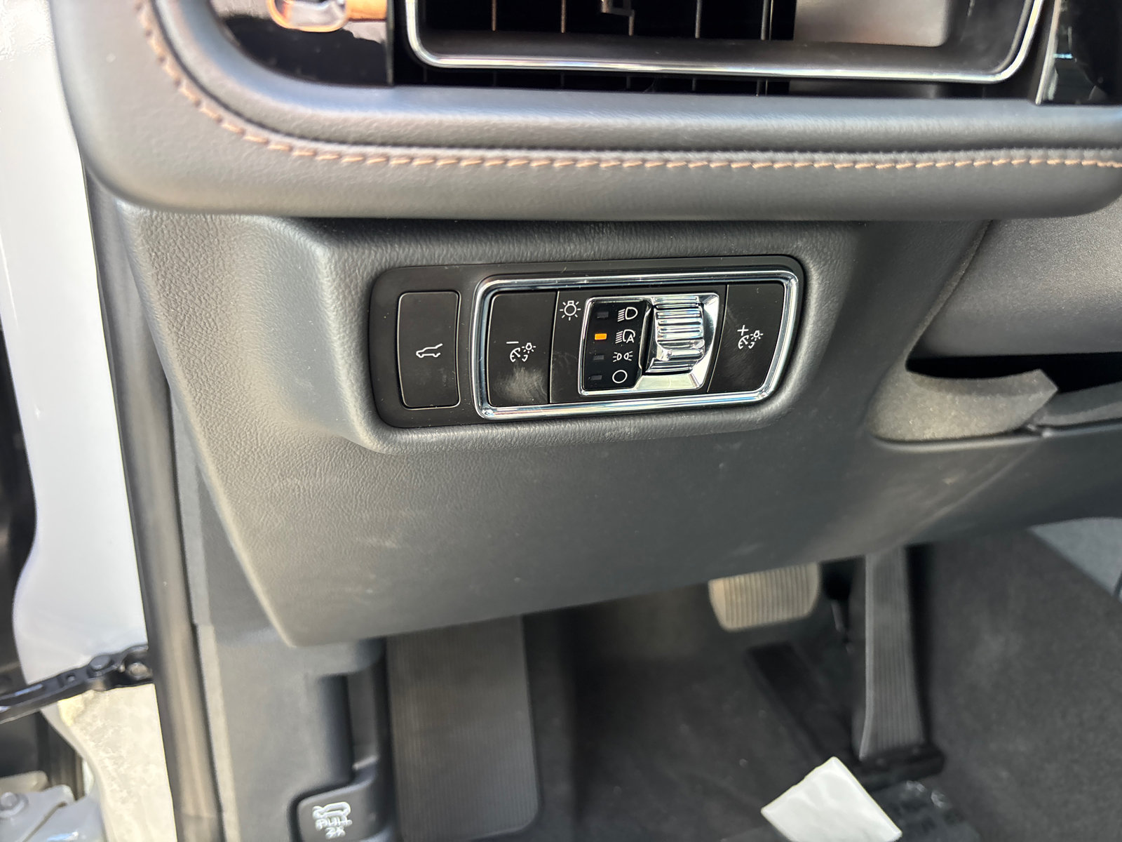 New 2027 Lincoln Aviator Reserve AWD/4WD image 13