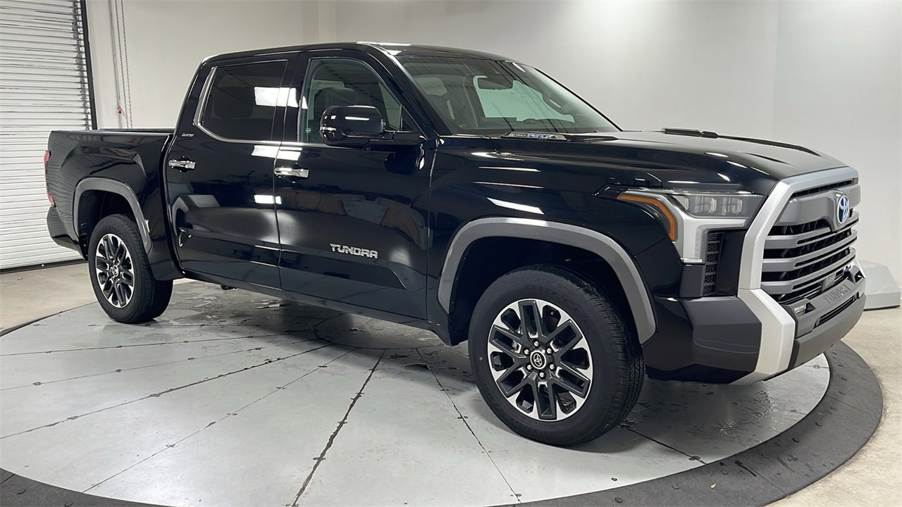 Used 2024 Toyota Tundra Limited video 3