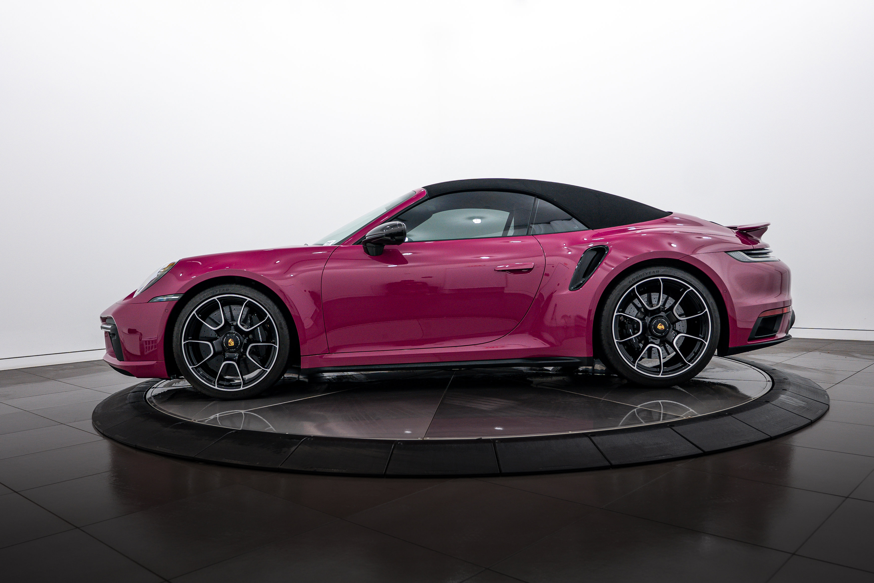 Certified 2024 Porsche 911 Turbo S image 24