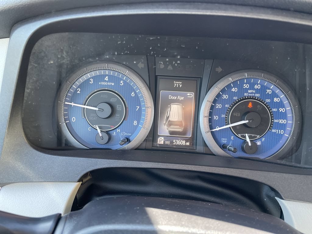 Used 2020 Toyota Sienna LE w/ LE Preferred Package FWD image 17