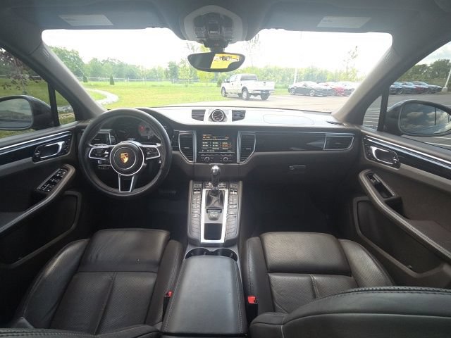 Used 2016 Porsche Macan S AWD/4WD image 18