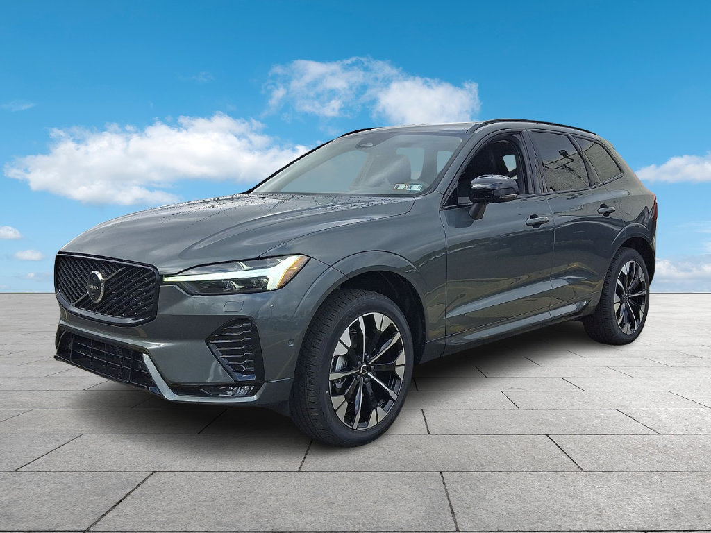 New 2027 Volvo XC60 B5 Plus AWD/4WD image 3