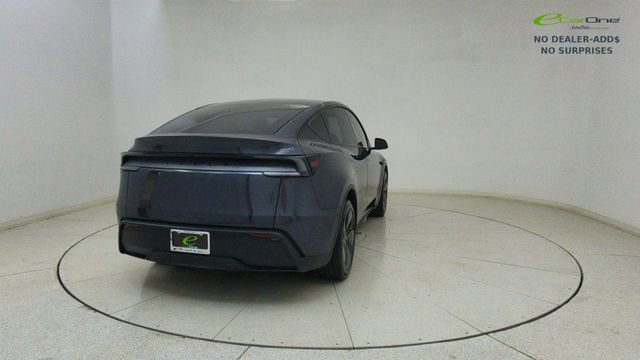 Used 2026 Tesla Model Y 2WD image 68