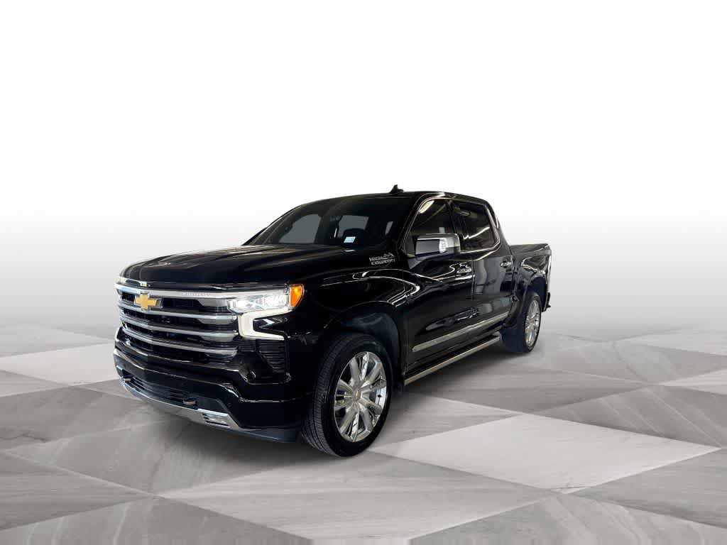 Used 2024 Chevrolet Silverado 1500 High Country w/ Technology Package RWD image 4
