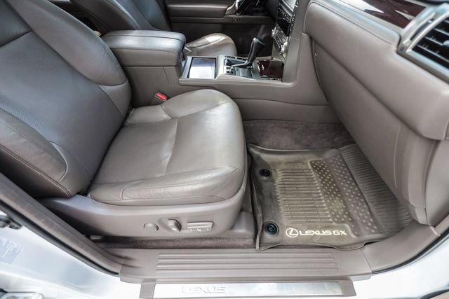 Used 2018 Lexus GX 460 Premium AWD/4WD image 56