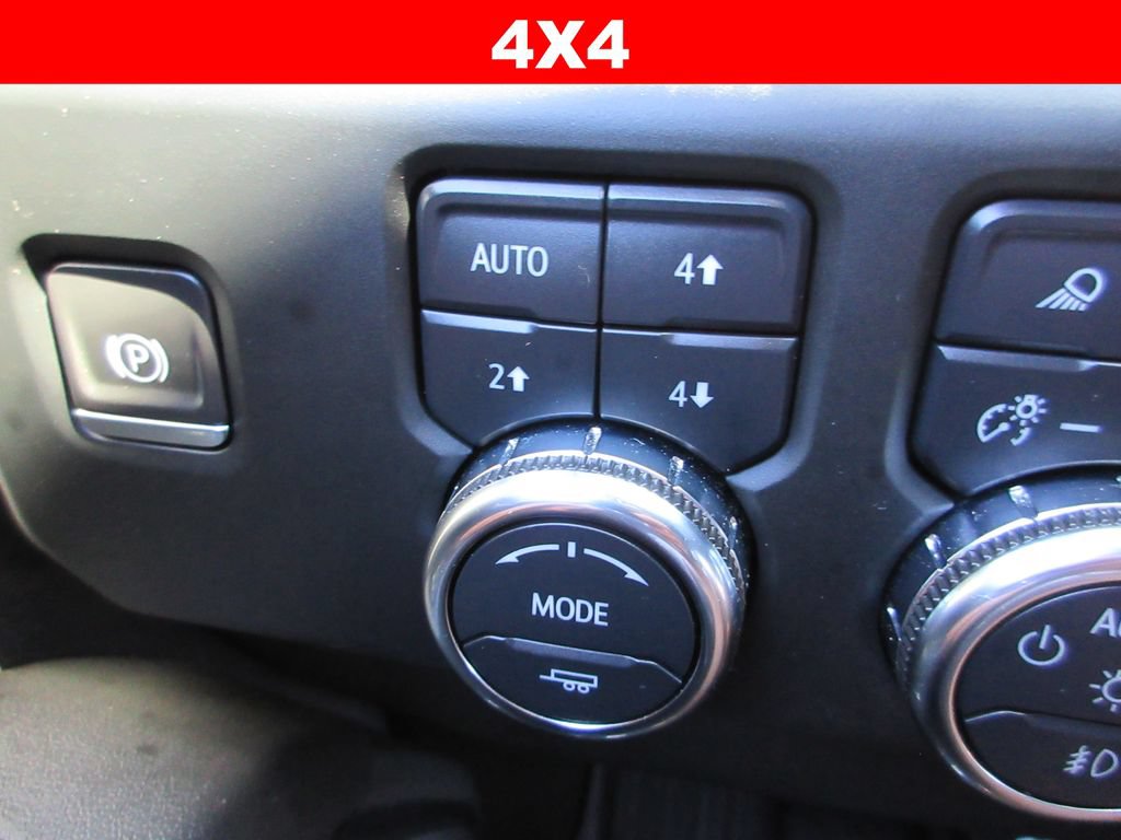 Certified 2024 GMC Sierra 2500 AT4 AWD/4WD image 31
